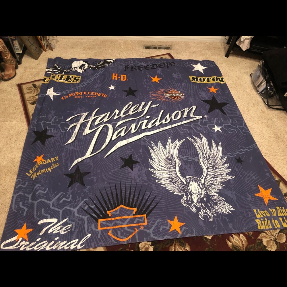 Harley Davidson shower curtain- never gotten wet